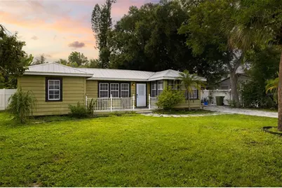 2316 Gull Lane, Sarasota, FL 34237 - Photo 3