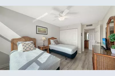 5855 Midnight Pass Road #605, Sarasota, FL 34242 - Photo 33