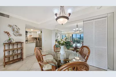 5855 Midnight Pass Road #605, Sarasota, FL 34242 - Photo 19