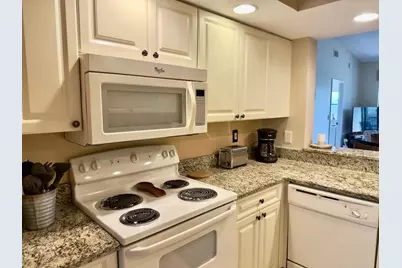 4510 47th Avenue W #203, Bradenton, FL 34210 - Photo 11