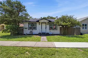 5552 Crissman Dr N, Saint Petersburg, FL 33714 - Photo 1