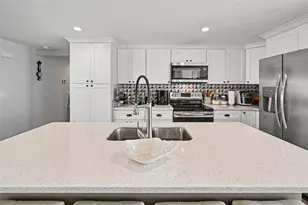 412 Redwood Rd, Venice, FL 34293 - Photo 3