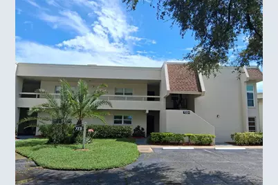 7231 W Country Club Drive N #130, Sarasota, FL 34243 - Photo 1