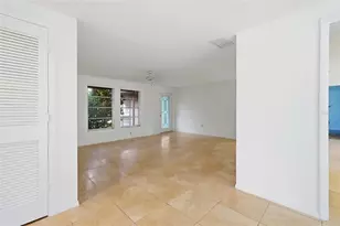 3667 Carol Ln, Sarasota, FL 34238 - Photo 11