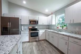 2422 SW Alice Ave, Arcadia, FL 34266 - Photo 5