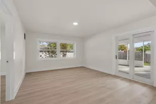 2352 Lorena Ln, Clearwater, FL 33765 - Photo 17