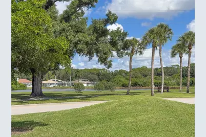 2375 Lakeside Mews #D2, Sarasota, FL 34235 - Photo 7