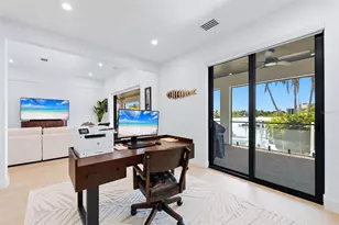 3920 Roberts Point Rd, Sarasota, FL 34242 - Photo 23