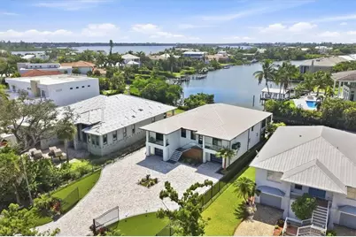 3920 Roberts Point Road, Sarasota, FL 34242 - Photo 13