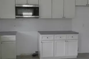 1655 24th St, Sarasota, FL 34234 - Photo 3