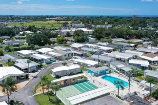 238 Southwinds Dr, Sarasota, FL 34231 - Photo 9