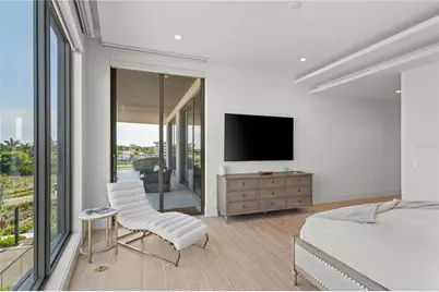 1591 Gulf Of Mexico Drive #312, Longboat Key, FL 34228 - Photo 19