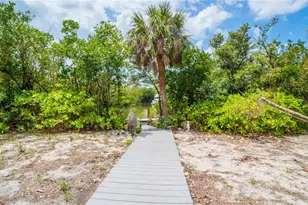 13 BayShore Cir, Placida, FL 33946 - Photo 27