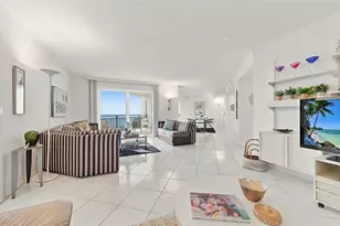 2525 Gulf of Mexico Dr, Longboat Key, FL 34228 - Photo 15