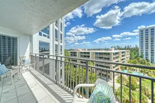 2525 Gulf of Mexico Dr, Longboat Key, FL 34228 - Photo 9