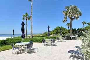 2525 Gulf of Mexico Dr, Longboat Key, FL 34228 - Photo 61