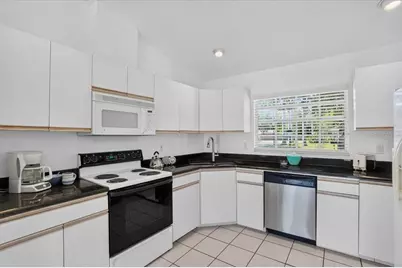 138 49th Court E, Palmetto, FL 34221 - Photo 11