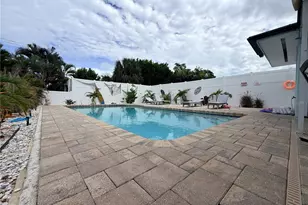 215 60th St NW, Bradenton, FL 34209 - Photo 11