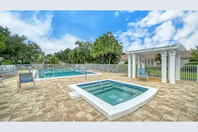 7126 Kensington Court, University Park, FL 34201 - Photo 39