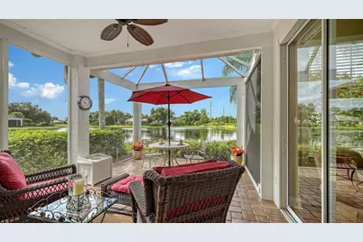 7126 Kensington Court, University Park, FL 34201 - Photo 9