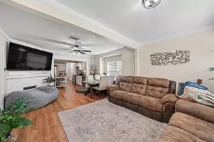 453 41st Ave S, Saint Petersburg, FL 33705 - Photo 5