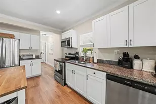 453 41st Ave S, Saint Petersburg, FL 33705 - Photo 13