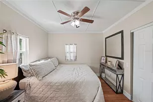 453 41st Ave S, Saint Petersburg, FL 33705 - Photo 17