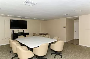 1102 Benjamin Franklin Dr, Sarasota, FL 34236 - Photo 45
