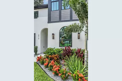 2910 W Aileen Street, Tampa, FL 33607 - Photo 1