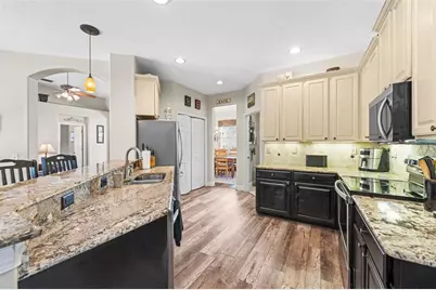 743 Stonecrest Drive, Sarasota, FL 34232 - Photo 19