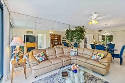 618 Bird Bay Drive S #201, Venice, FL 34285 - Photo 13