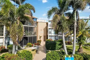 618 Bird Bay Dr S, Venice, FL 34285 - Photo 39