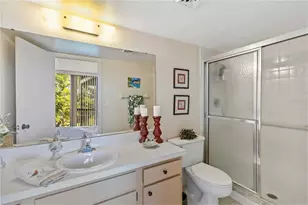 618 Bird Bay Dr S, Venice, FL 34285 - Photo 27
