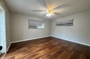3439 McIntosh Rd, Sarasota, FL 34232 - Photo 15