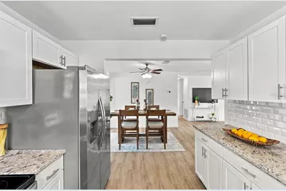 3030 Courtland Street, Sarasota, FL 34237 - Photo 13