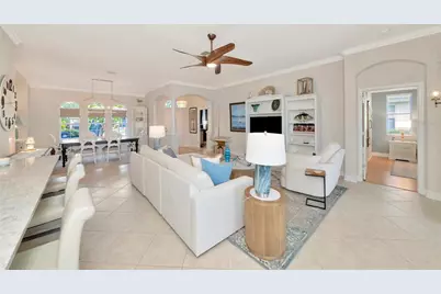 9719 Discovery Terrace, Bradenton, FL 34212 - Photo 5