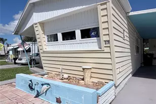 6904 Cortez Rd W, Bradenton, FL 34210 - Photo 5