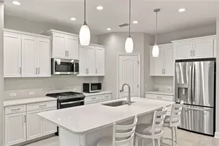 12736 Seasong Ter, Lakewood Ranch, FL 34211 - Photo 13
