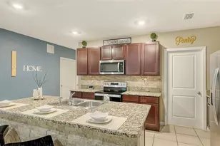 3809 Golden Oriole Pkwy, Sarasota, FL 34232 - Photo 11
