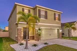 3809 Golden Oriole Pkwy, Sarasota, FL 34232 - Photo 1