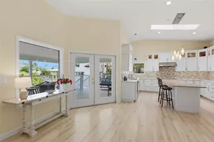 783 Marbury Ln, Longboat Key, FL 34228 - Photo 9