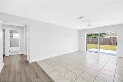 2918 Sandpointe Drive, Bradenton, FL 34205 - Photo 5