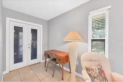 2703 Forest Knoll Drive #B, Sarasota, FL 34232 - Photo 3
