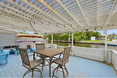 28 Seaside Court, Holmes Beach, FL 34217 - Photo 33