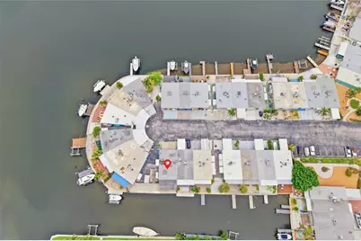 28 Seaside Court, Holmes Beach, FL 34217 - Photo 3