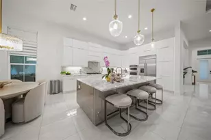 16903 Verona Pl, Lakewood Ranch, FL 34202 - Photo 5