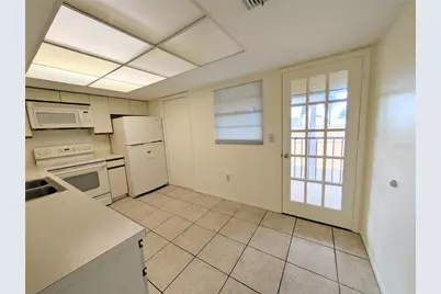 2515 Bayshore Gardens Parkway #15, Bradenton, FL 34207 - Photo 3
