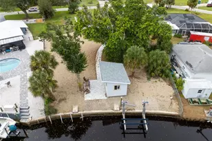 400 Dona Dr, Nokomis, FL 34275 - Photo 5