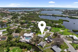 400 Dona Dr, Nokomis, FL 34275 - Photo 1