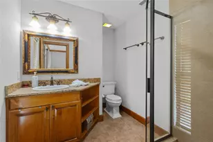 5381 Palos Verdes Dr, Sarasota, FL 34231 - Photo 17